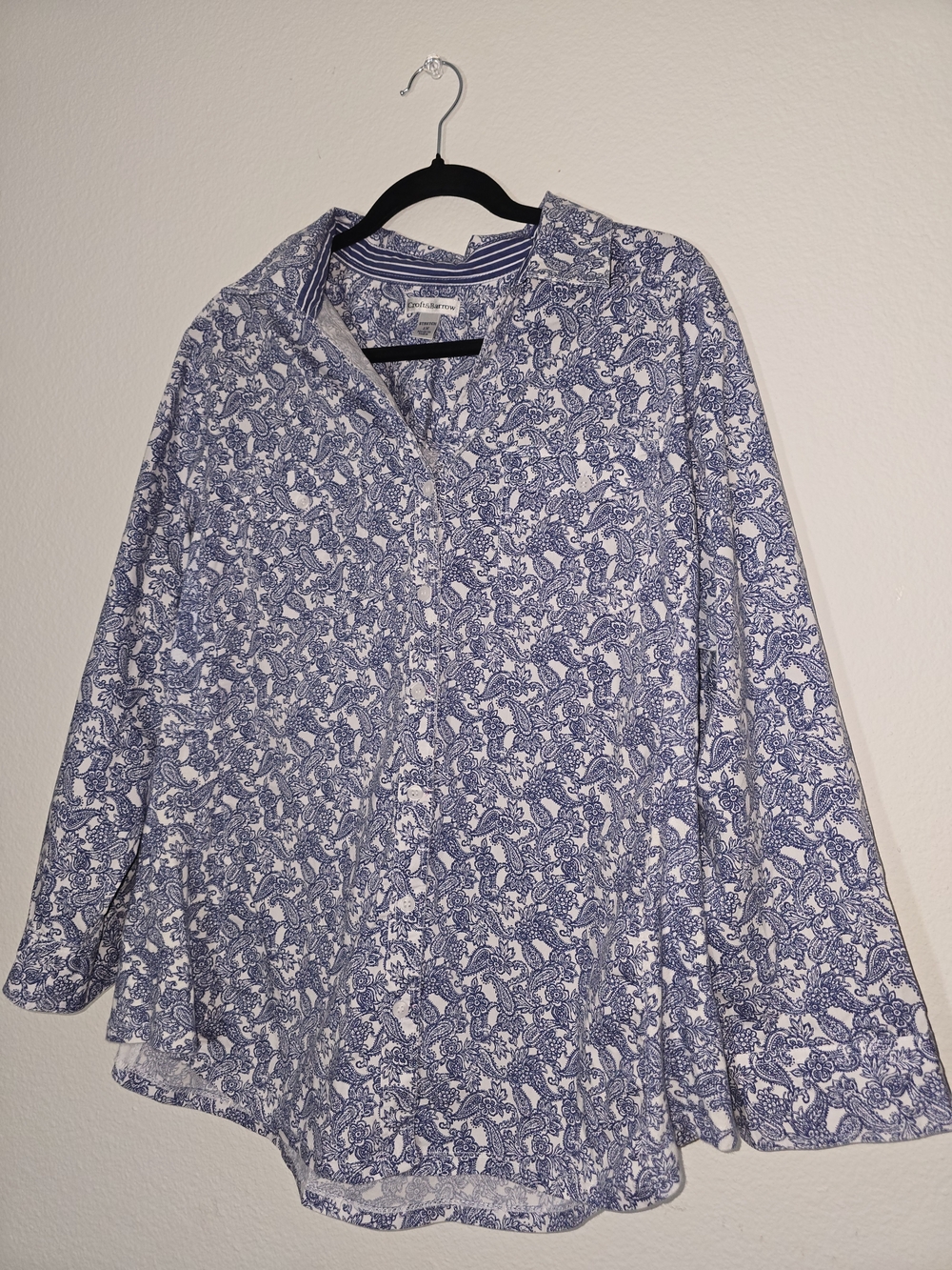 croft & barrow Blue Paisley Button-Down Shirt